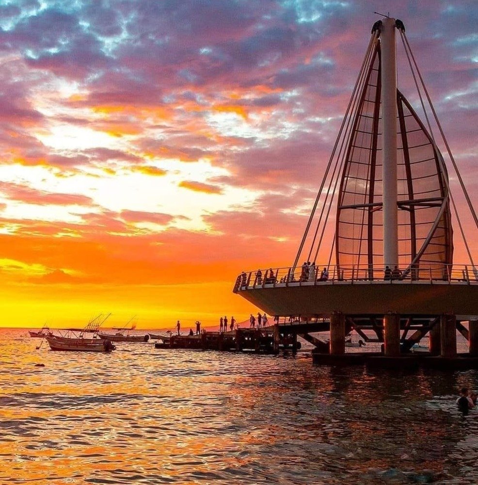 Venta y renta de propiedades en Puerto Vallarta Mar Bahía Real estate