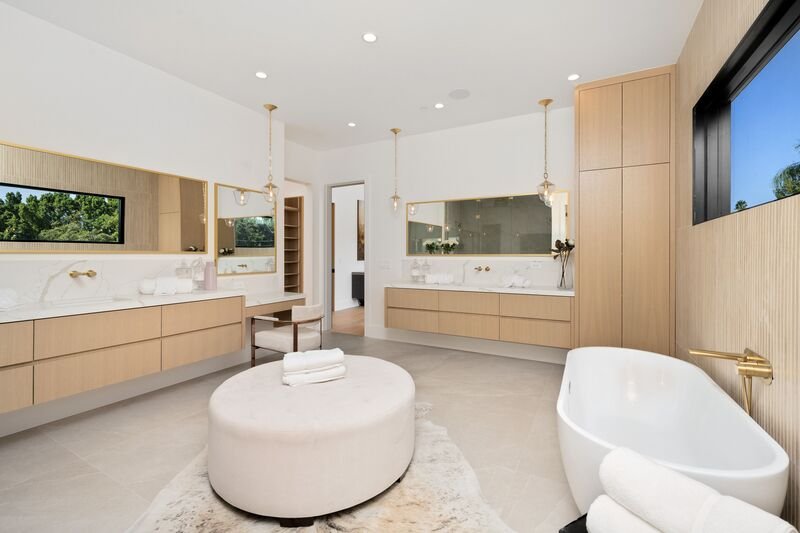 baño moderno de casa elegante